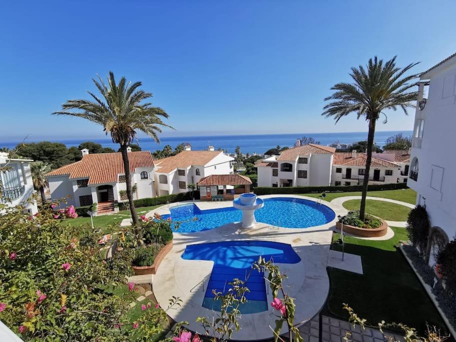 2Br+1Bthr Precioso Apartamento Con Vistas Al Mar Mijas Dış mekan fotoğraf